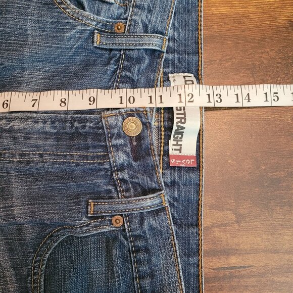 Vtg Levi's Jeans Size 34x32 Measures 34x31 Loose Straight 569 Y2K Medium Light - Picture 7 of 9